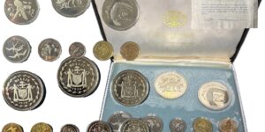 Coffret Belize 1974 PS1 Franklin Mint avec coffret bleu nuit et 8 pièces cupro-nickel et laiton